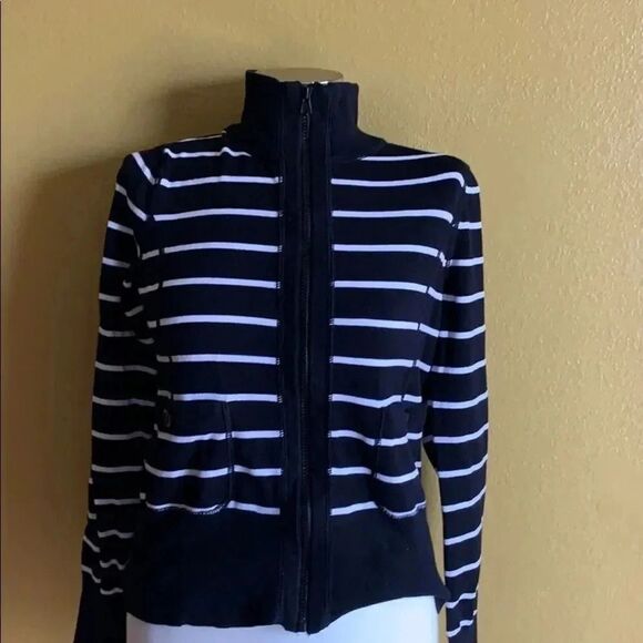 🌸 Jones New York Signature Short Cardigan Size‎ Small 🌸 - Picture 1 of 9